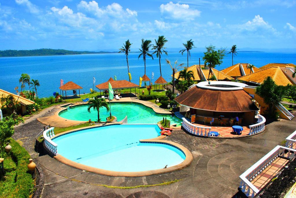 Leyte Park Resort Hotel Tacloban Exterior photo