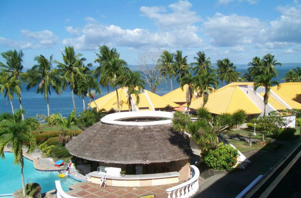 Leyte Park Resort Hotel Tacloban Exterior photo