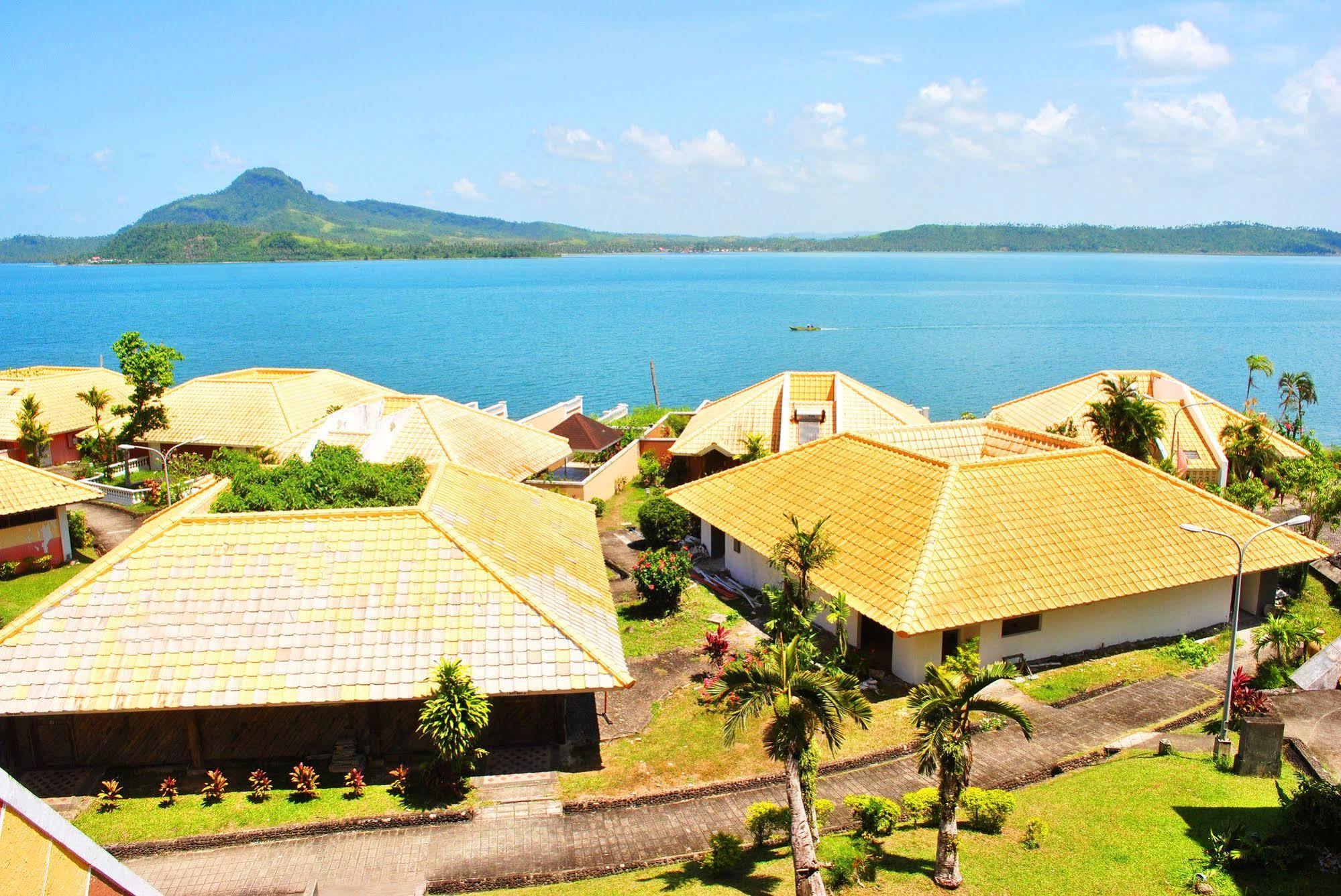 Leyte Park Resort Hotel Tacloban Exterior photo