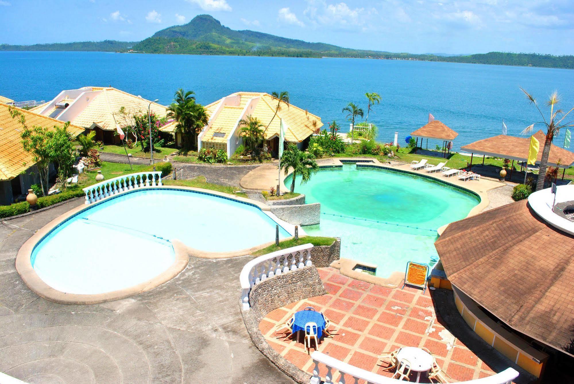 Leyte Park Resort Hotel Tacloban Exterior photo